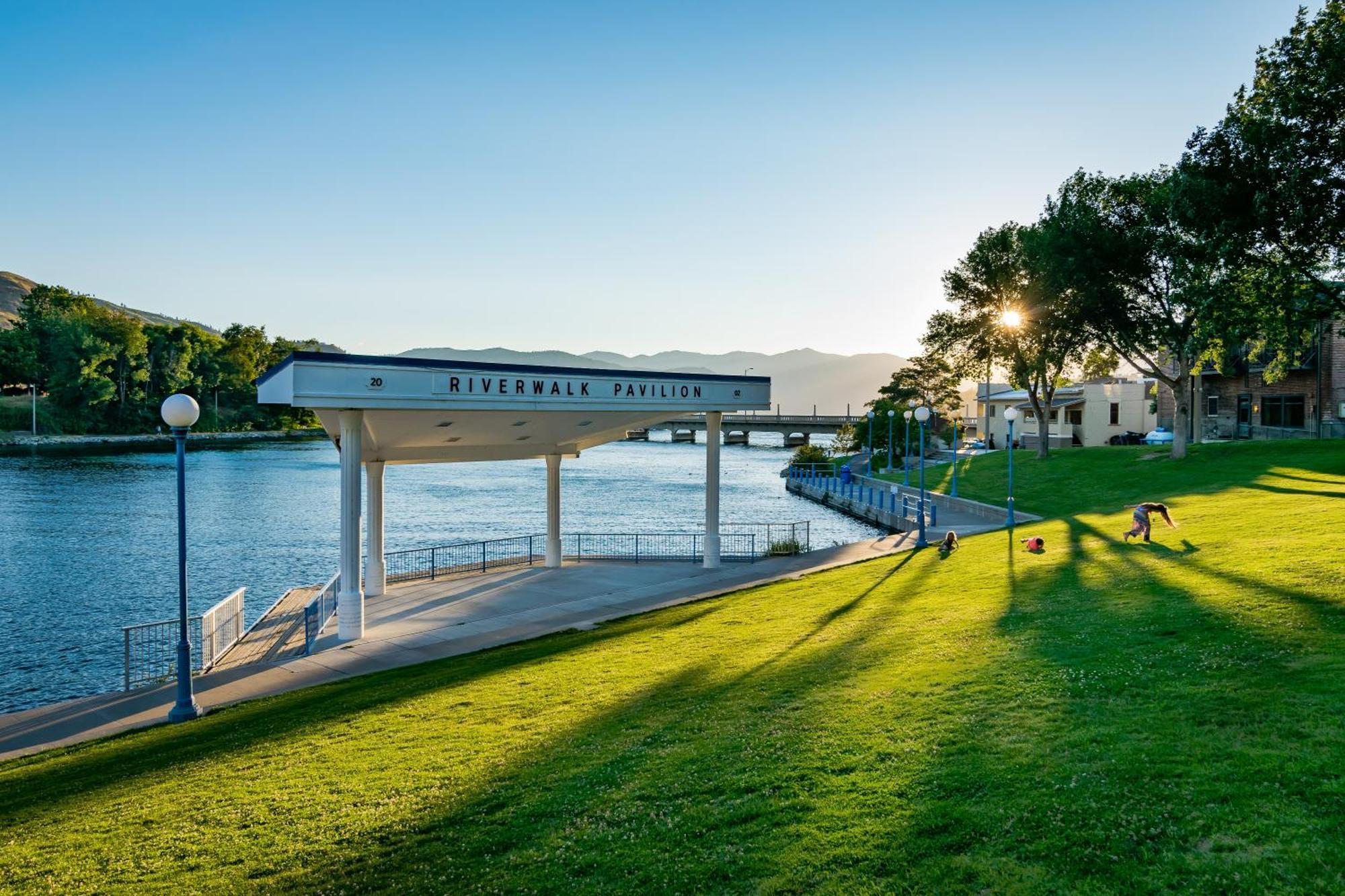 Chelan Resort Suites: Lake Life #112 Екстериор снимка